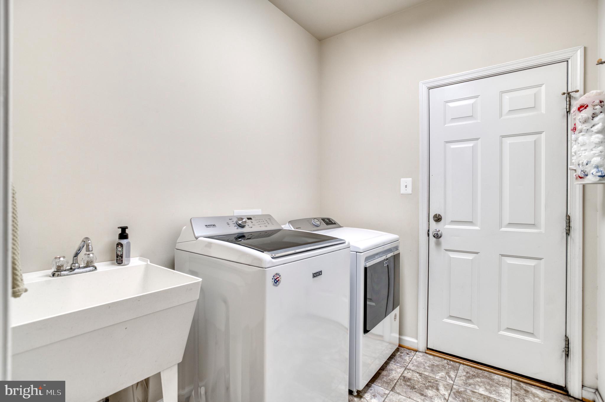 MABEL M PETTIE - Residential