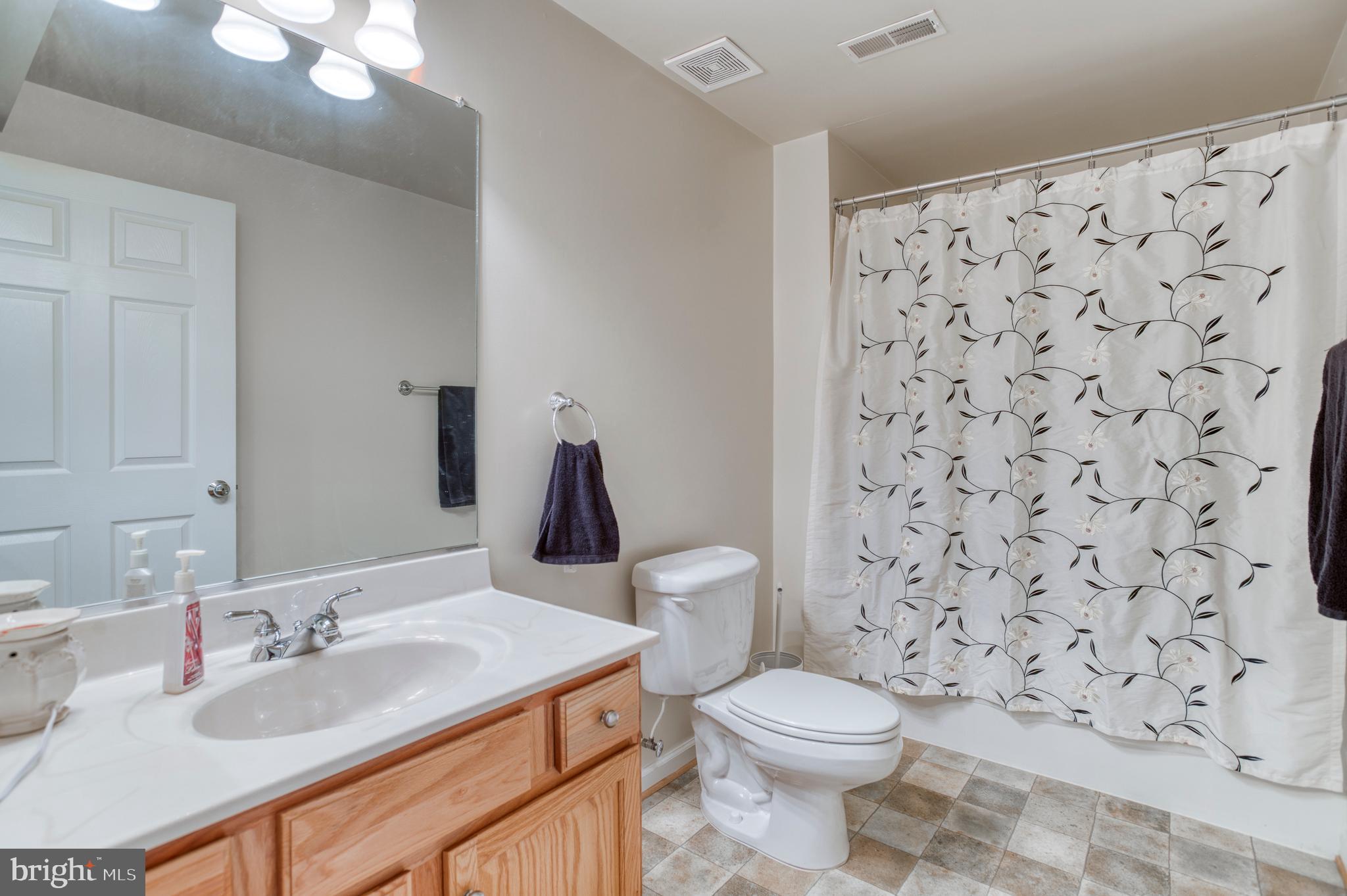 MABEL M PETTIE - Residential