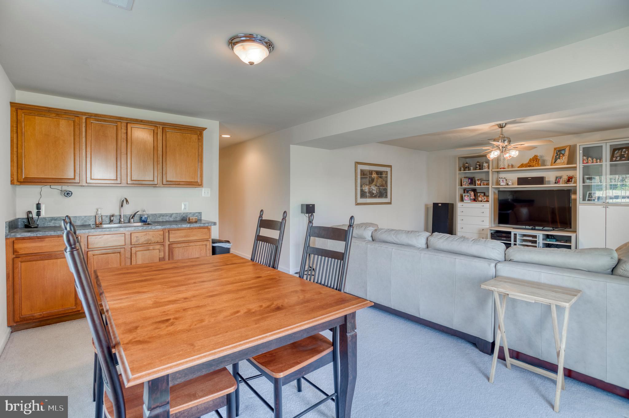 MABEL M PETTIE - Residential