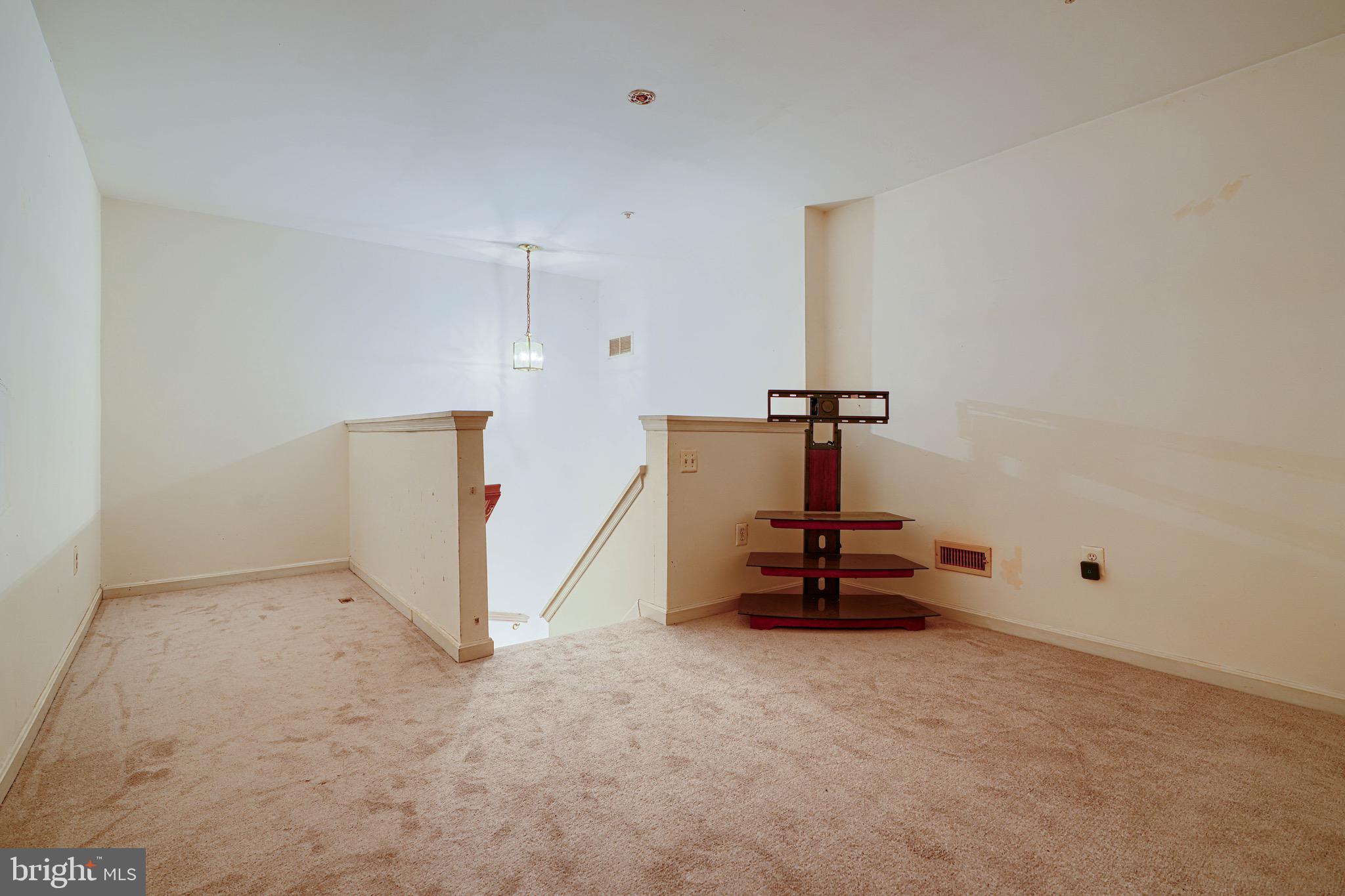 WINTERS RUN MANOR - Residential