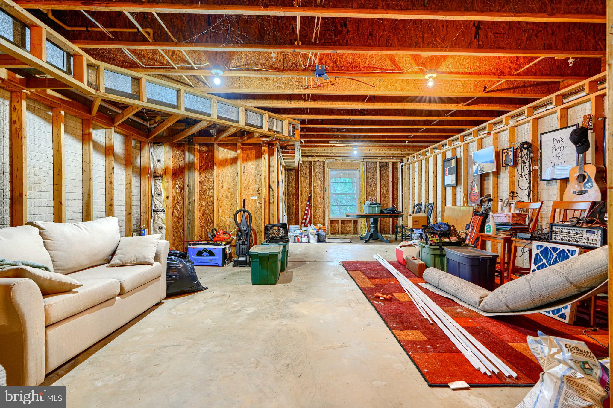 WINTERS RUN MANOR - Residential