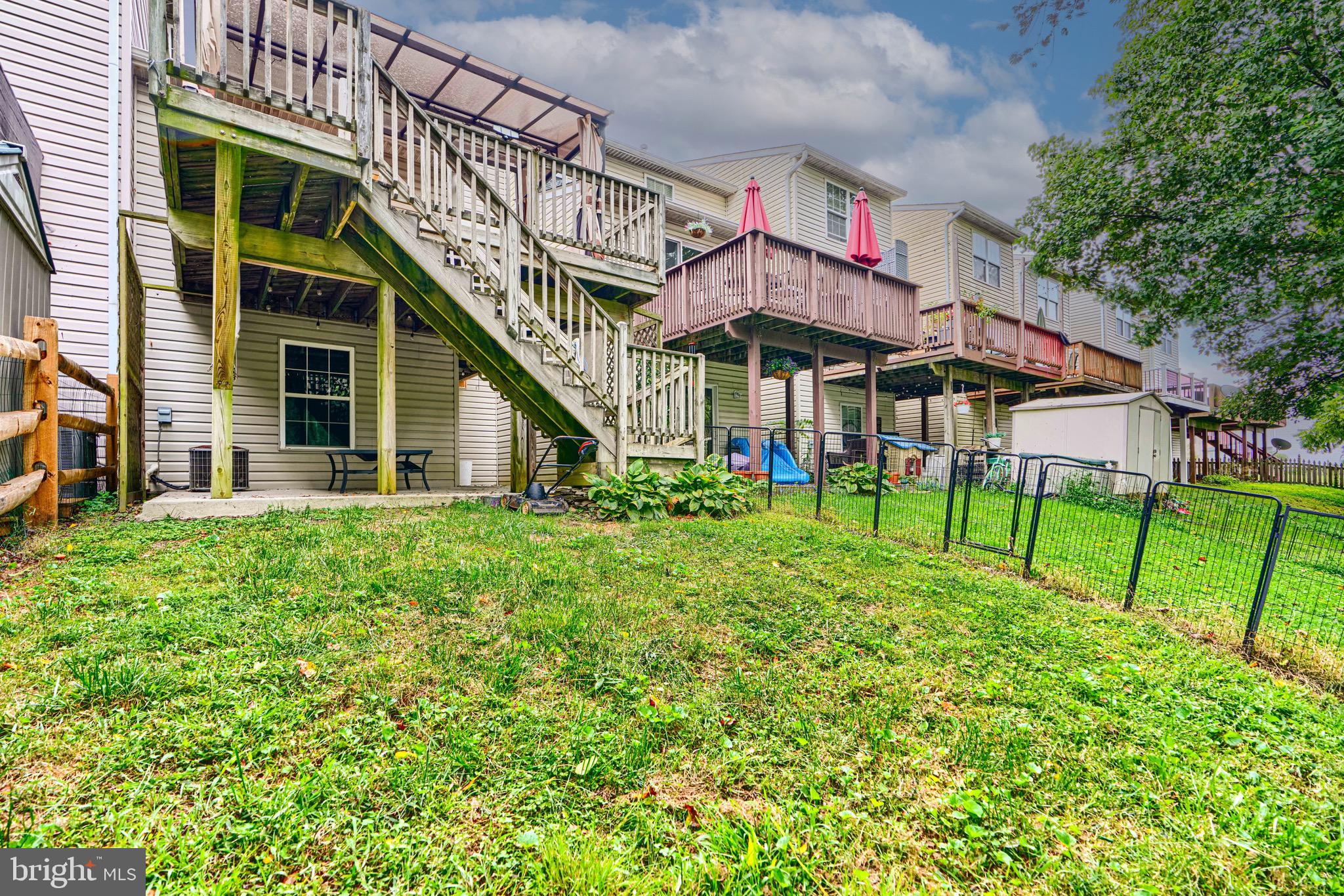 WINTERS RUN MANOR - Residential