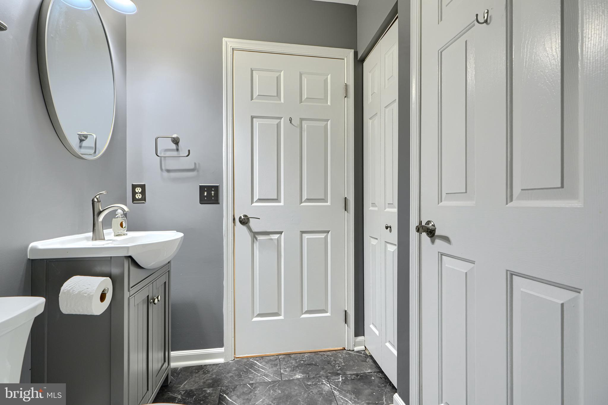 WINTERS RUN MANOR - Residential