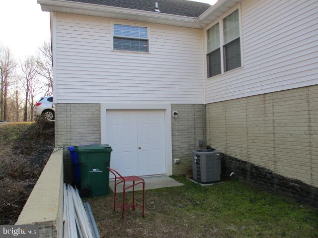 OLDE COUNTRY ESTATES SUB - Residential