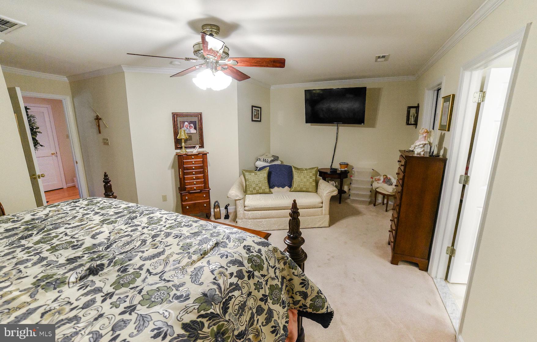 OLDE COUNTRY ESTATES SUB - Residential