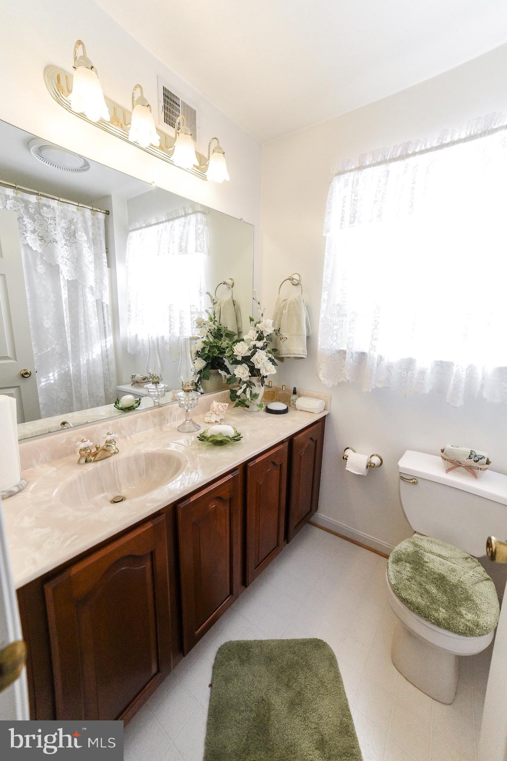 OLDE COUNTRY ESTATES SUB - Residential