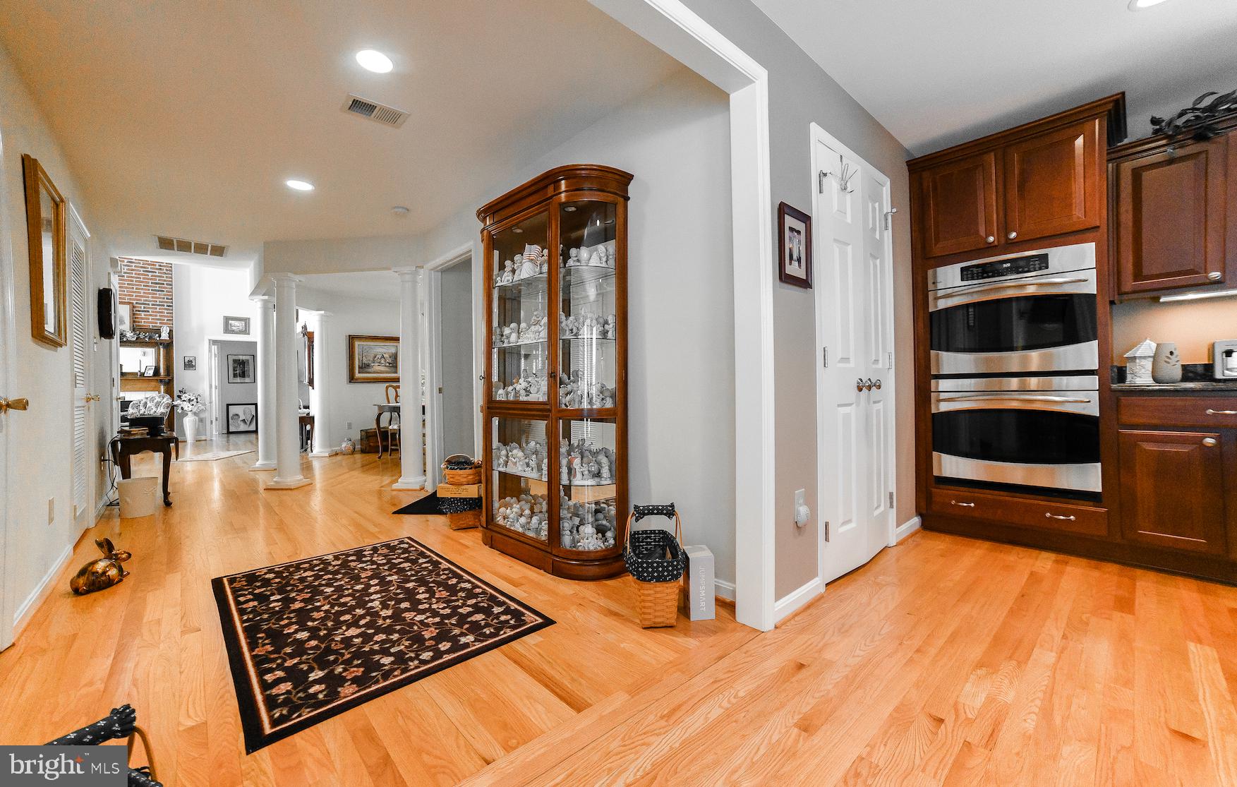 OLDE COUNTRY ESTATES SUB - Residential