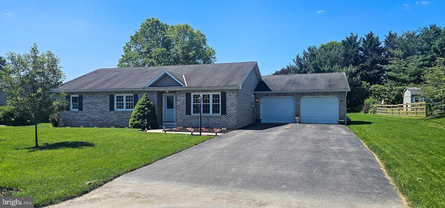 Nested in an immaculate neighborhood, This one-level rancher sounds like a dream! With its spacious layout and charming features, it's sure to attract attention. The hardwood floors add a touch of elegance to the family room and dining area, while the sunroom provides a cozy spot to relax and enjoy the surroundings. And who wouldn't love the convenience of main-level laundry and a two-car garage? It sounds like the perfect blend of comfort and convenience in a beautiful neighborhood setting. NO BASEMENT :-)
Stainless Kitchen Appliances including dishwasher  convey. Washer & Dryer also convey. Separate laundry hookup in master bath if preferred.