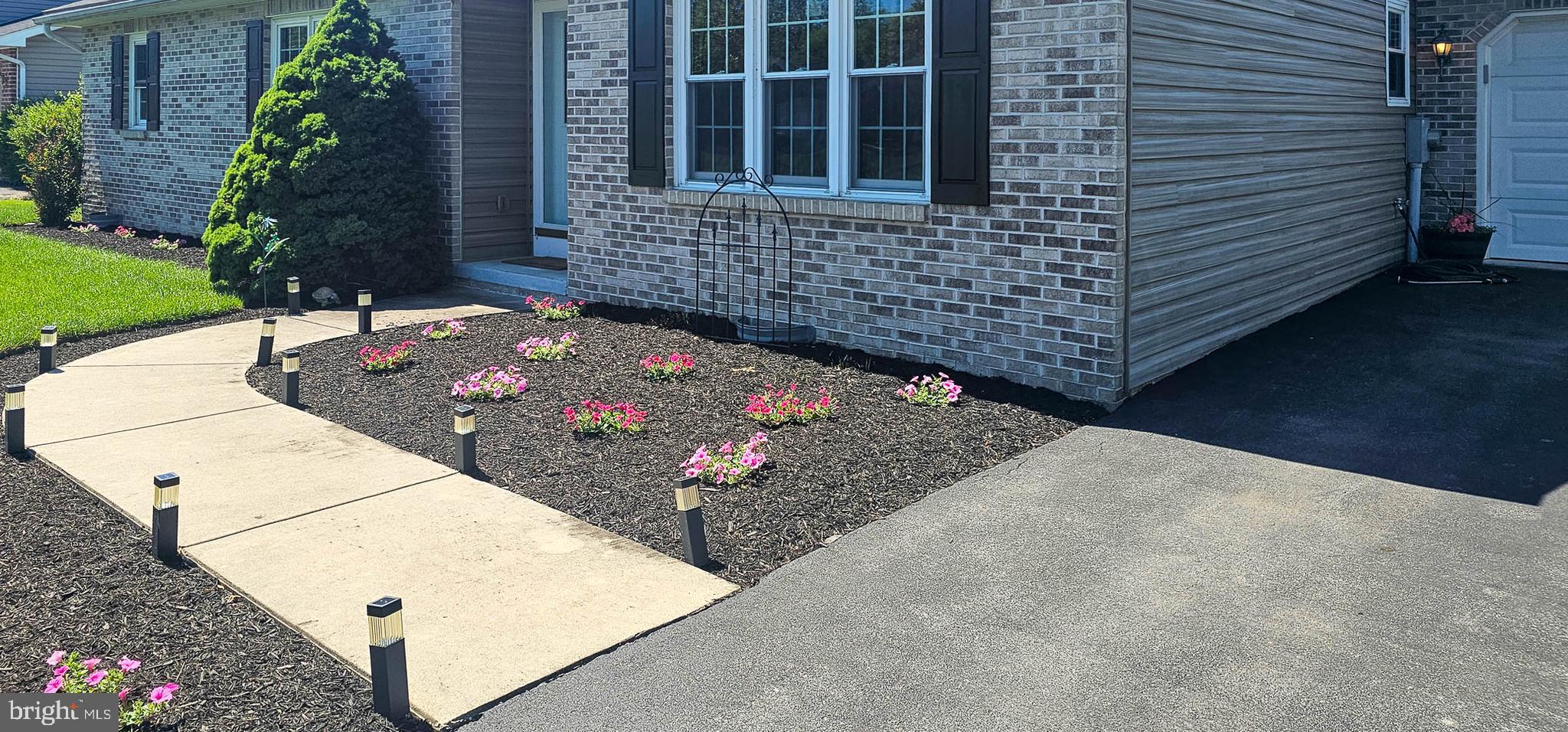 MOUNTAIN VIEW TERRACE - Residential