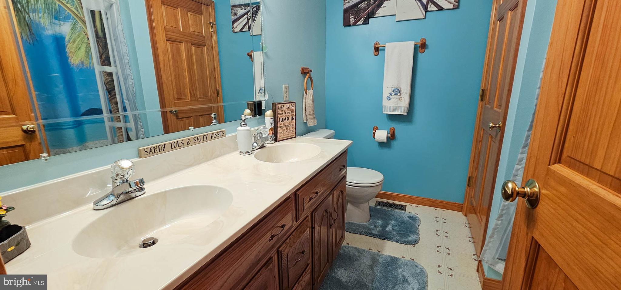 MOUNTAIN VIEW TERRACE - Residential