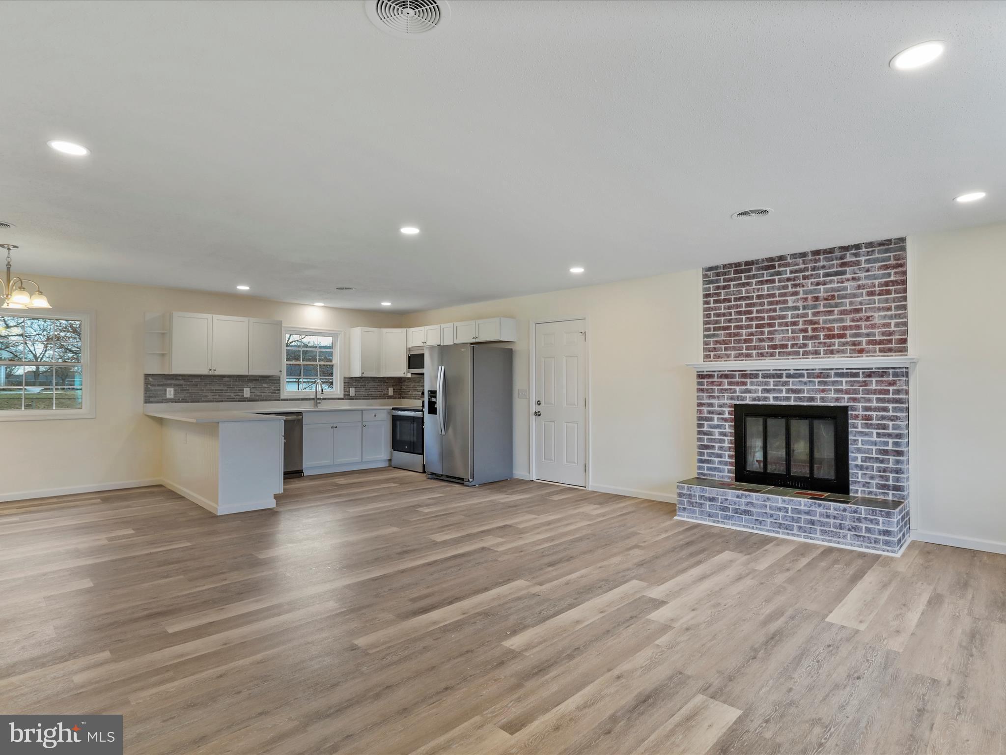 HILLCREST HEIGHTS - Residential