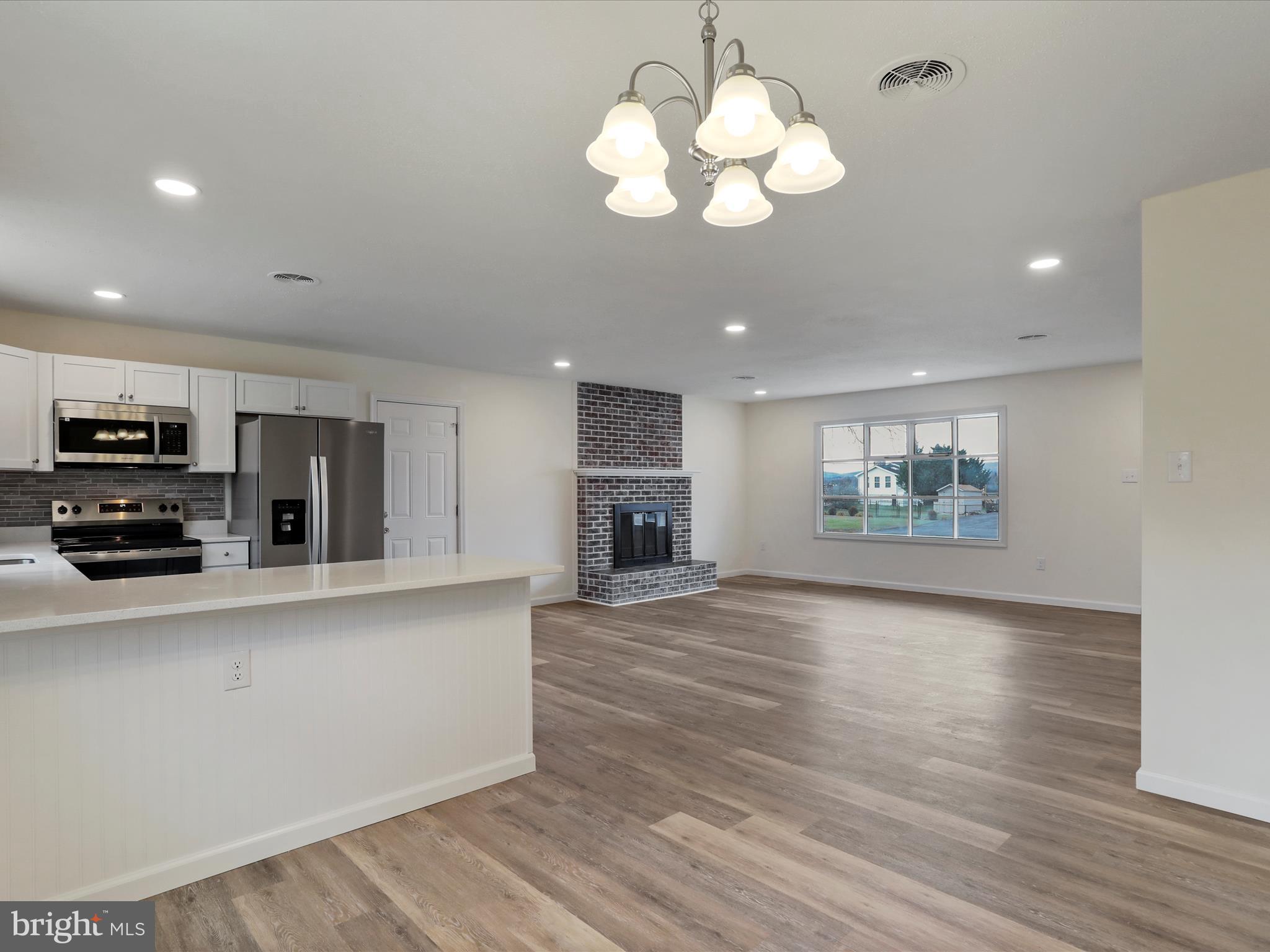 HILLCREST HEIGHTS - Residential