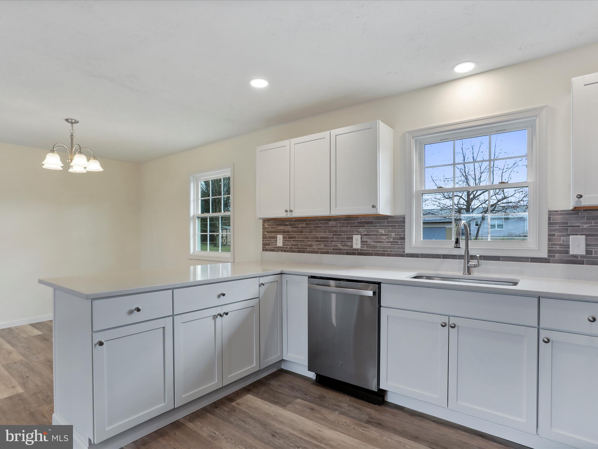 HILLCREST HEIGHTS - Residential