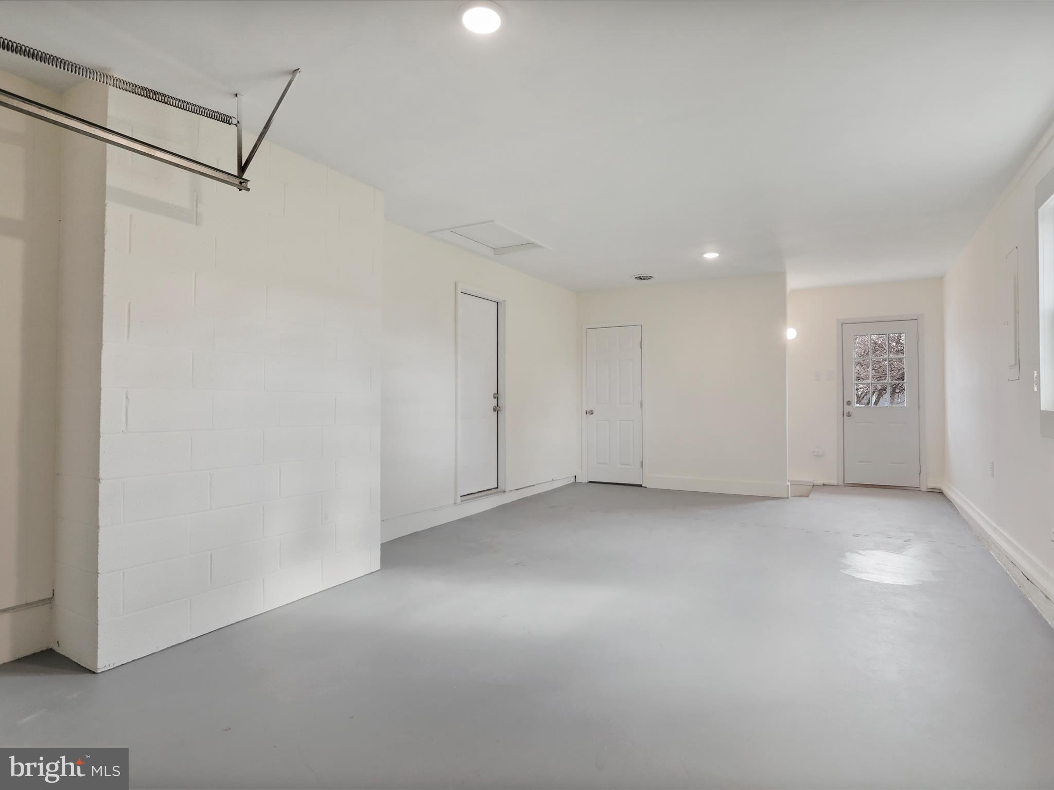 HILLCREST HEIGHTS - Residential