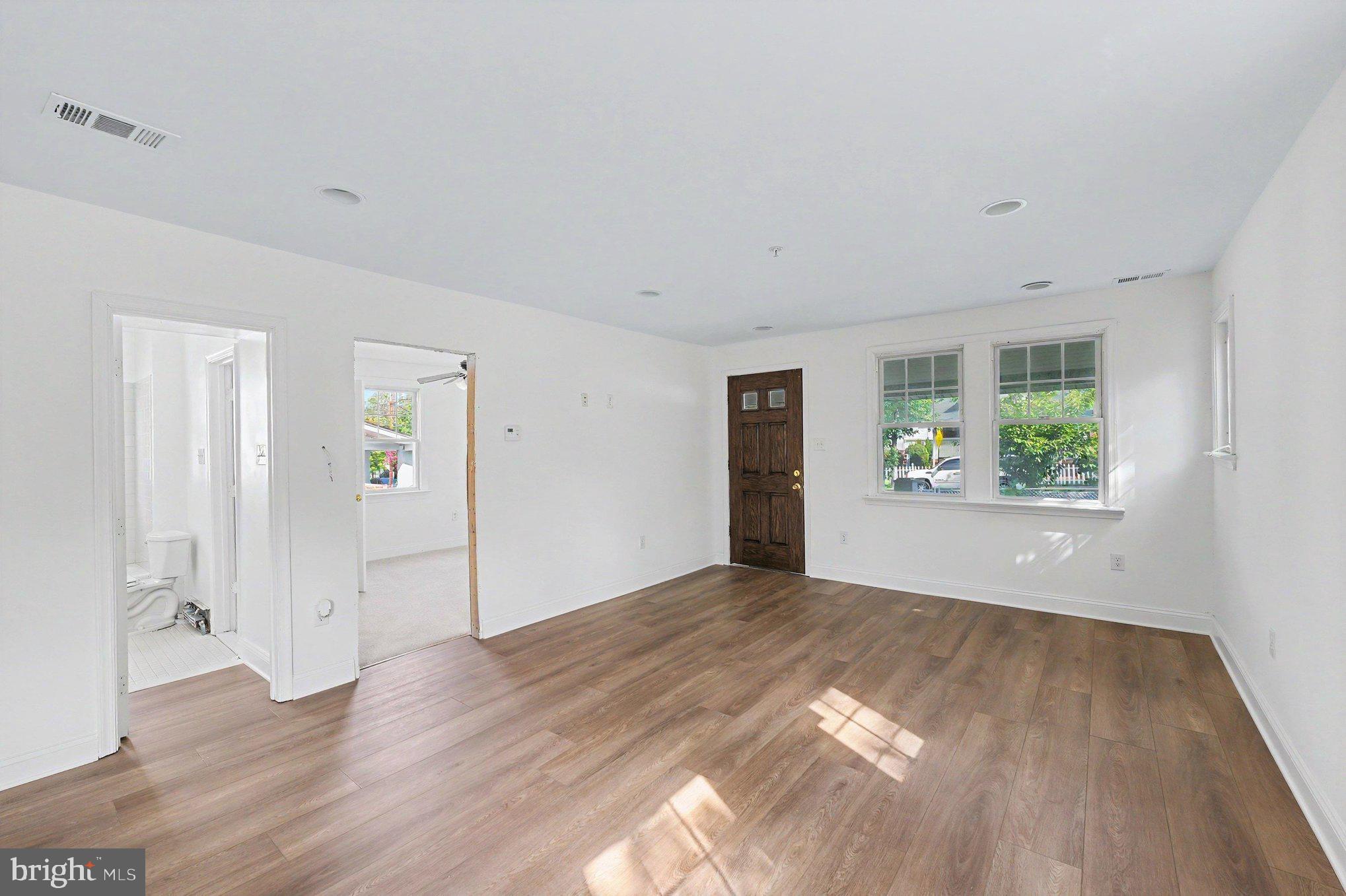 3047 DOUGLAS STREET NE
