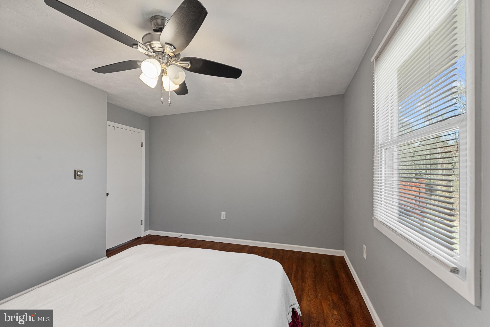 LAKE HERITAGE - Residential