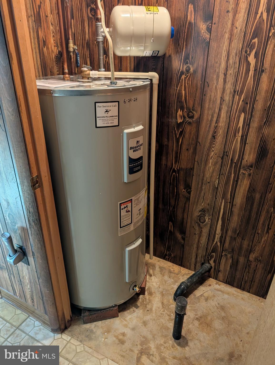 LAKE HERITAGE - Residential