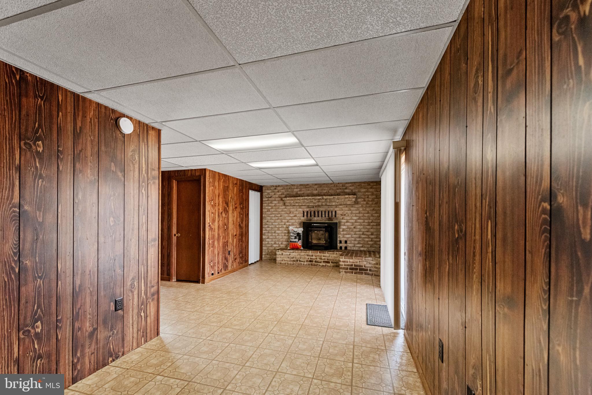 LAKE HERITAGE - Residential