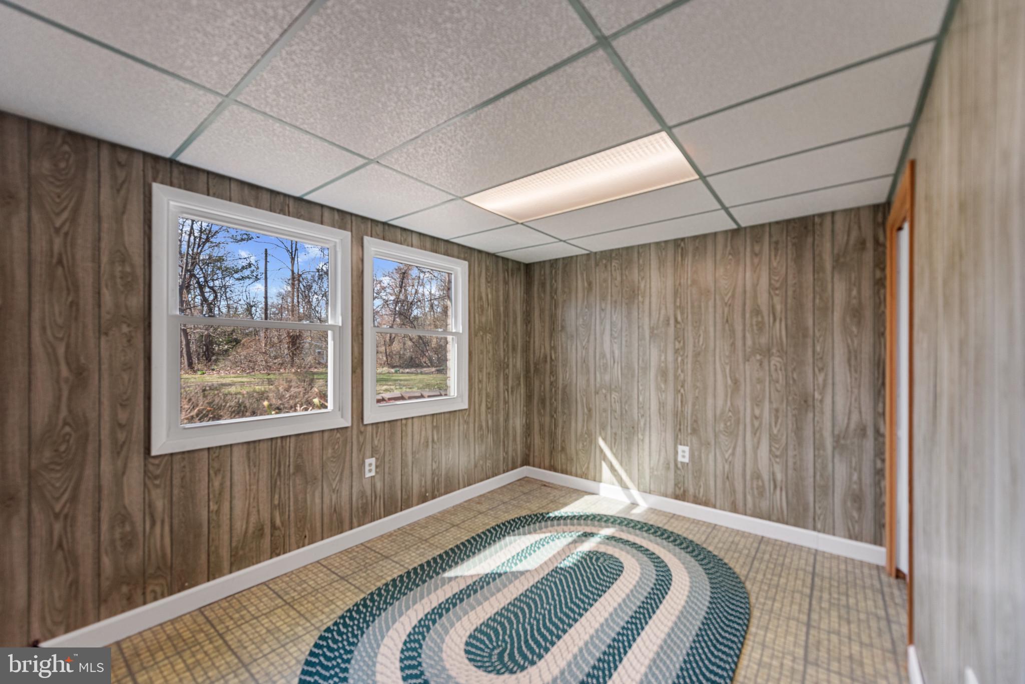 LAKE HERITAGE - Residential