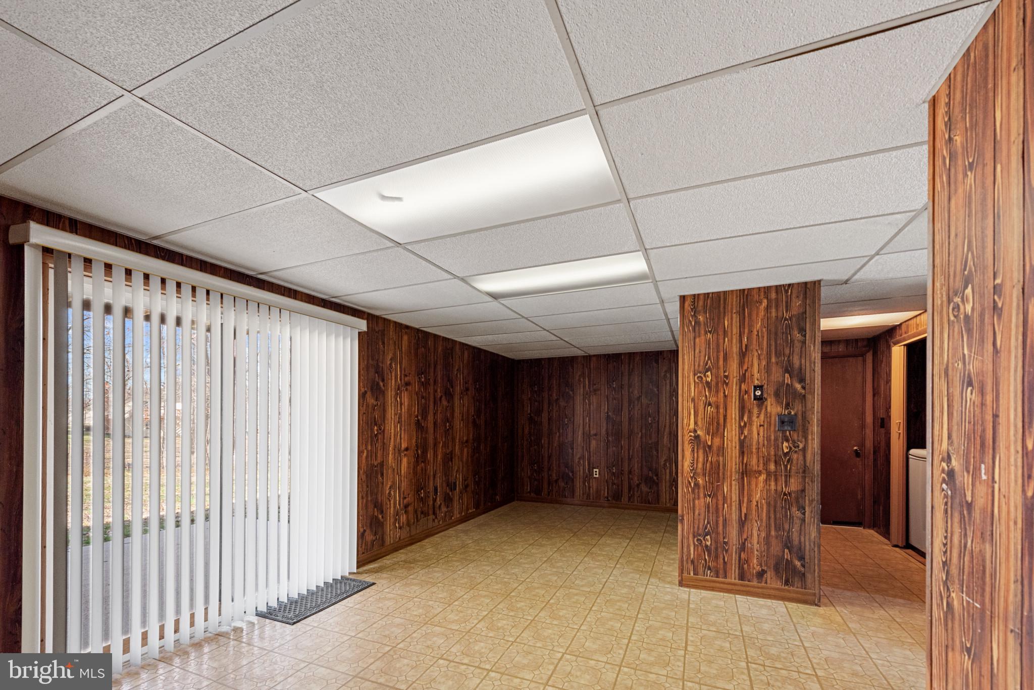 LAKE HERITAGE - Residential