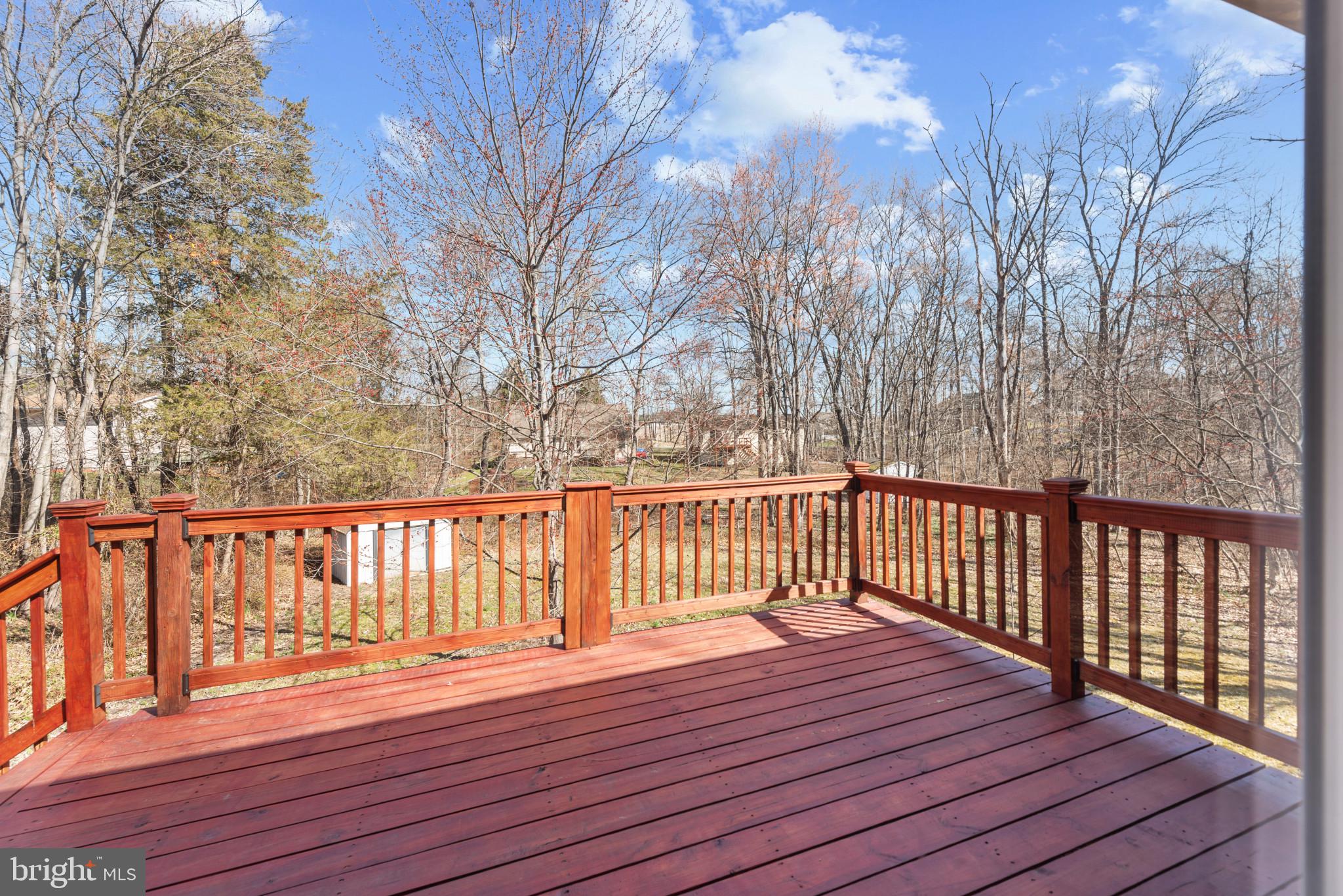 LAKE HERITAGE - Residential