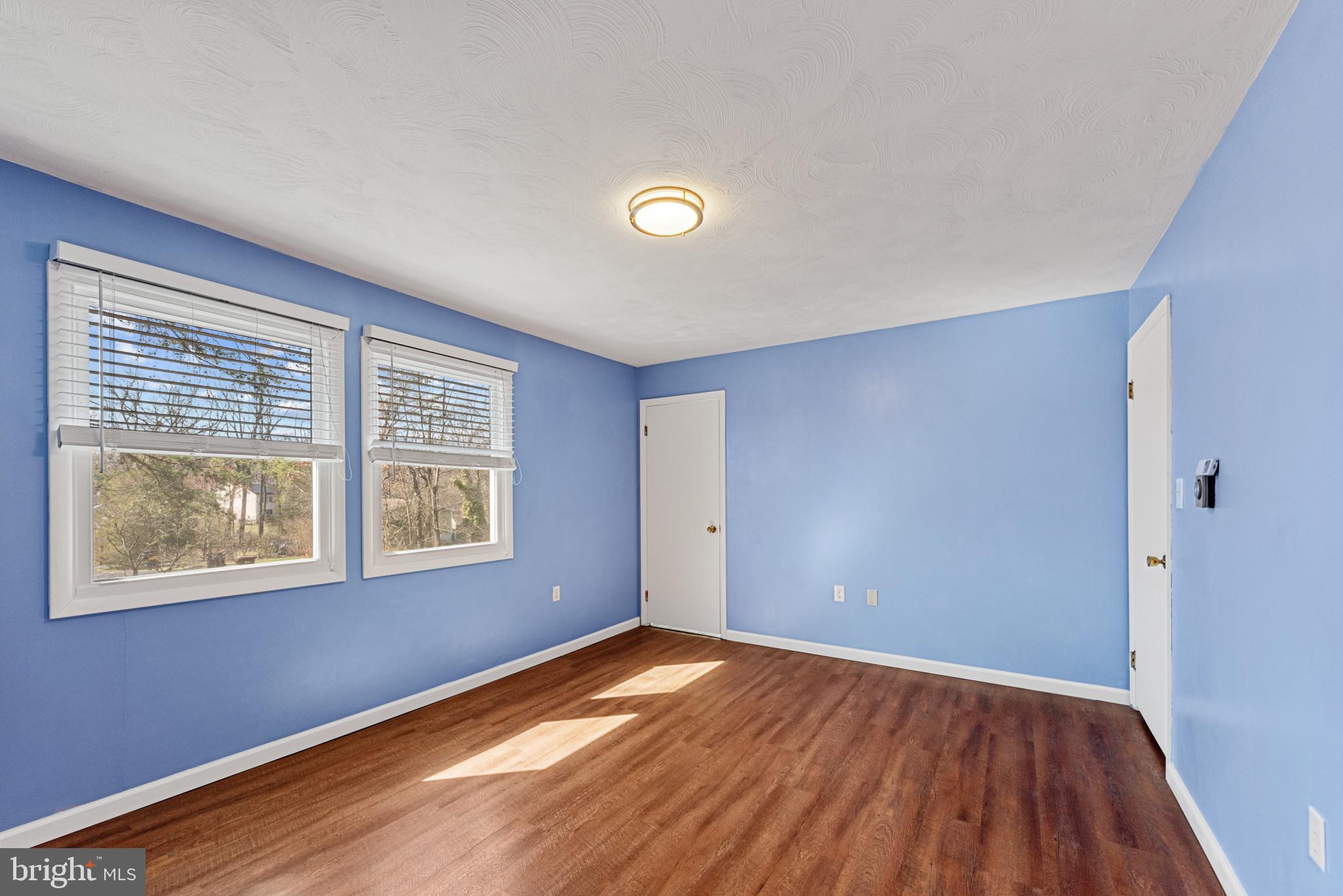 LAKE HERITAGE - Residential