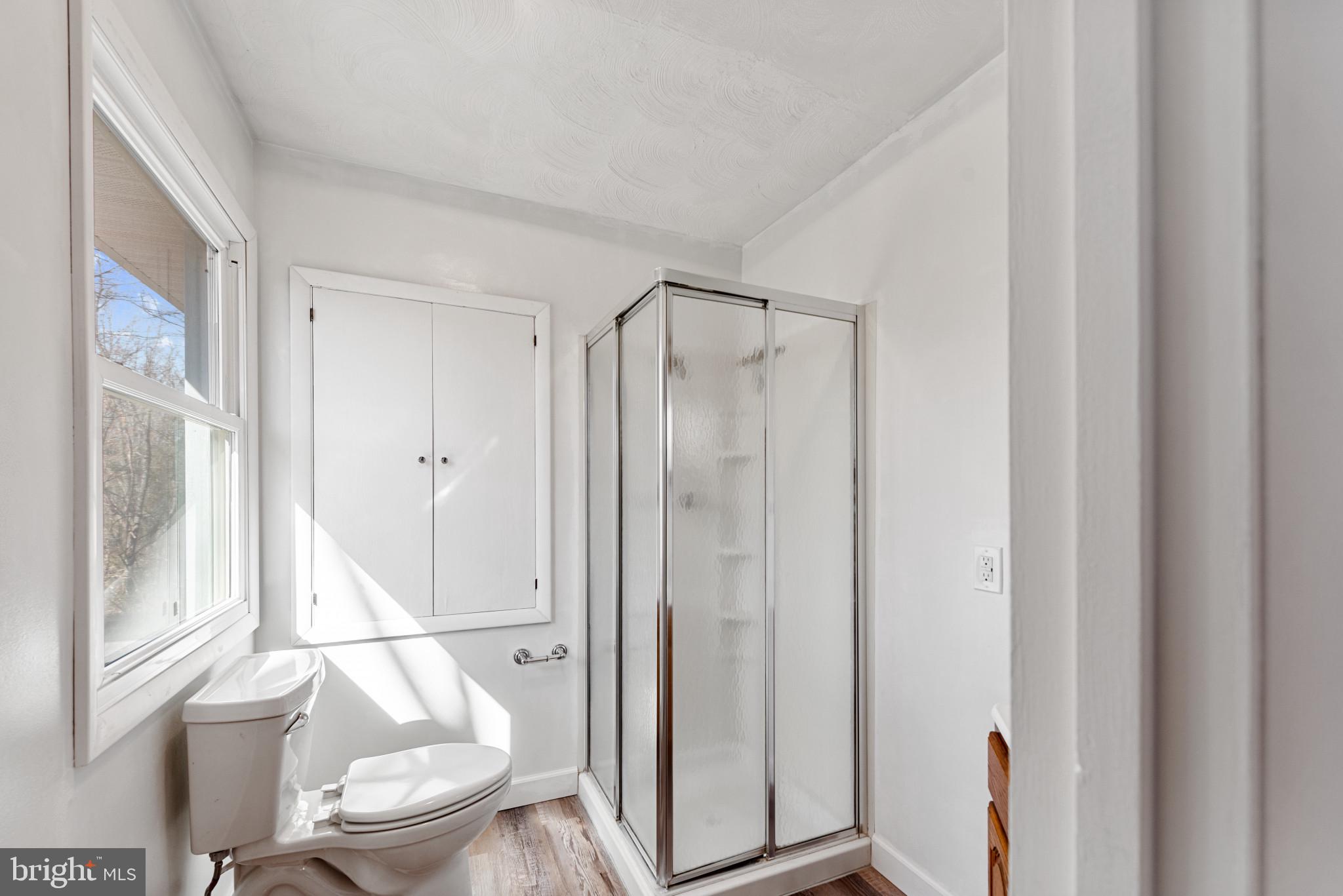 LAKE HERITAGE - Residential