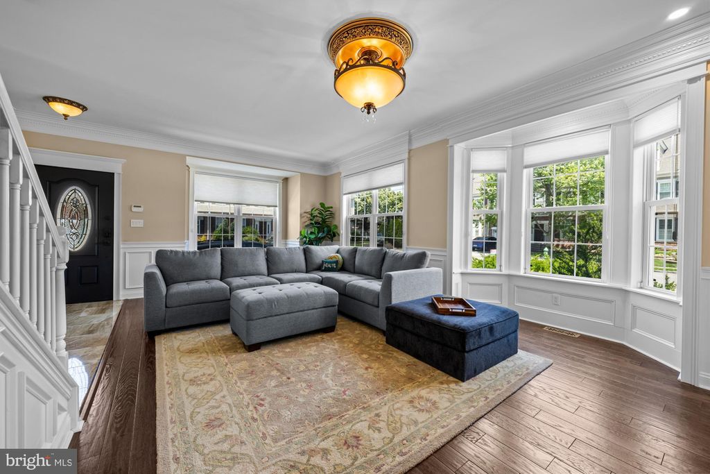 Photo of 2124 W Reserve Drive, PHILADELPHIA, PA 19145 (MLS # PAPH2506536)