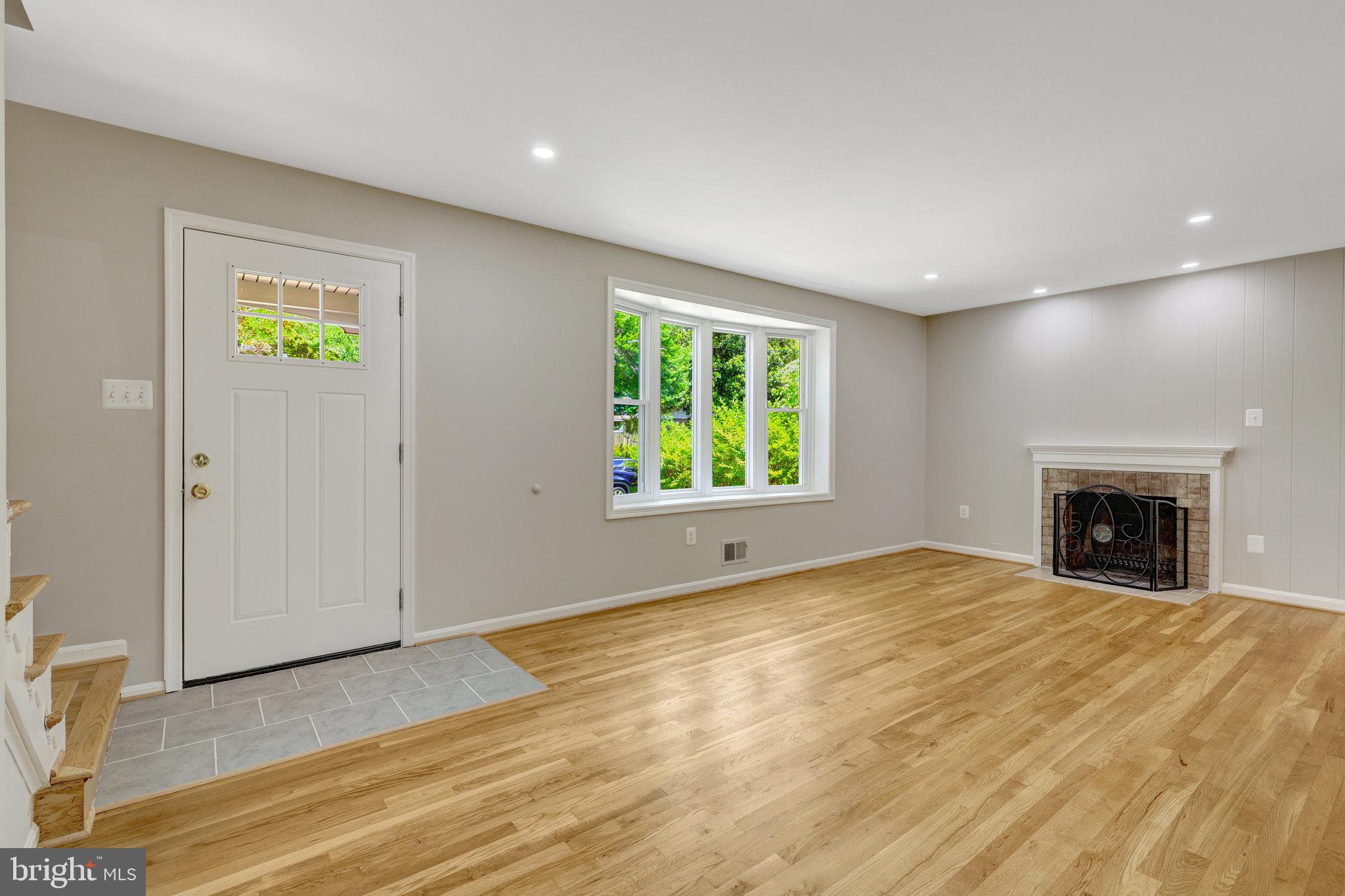 5122 POMMEROY DRIVE