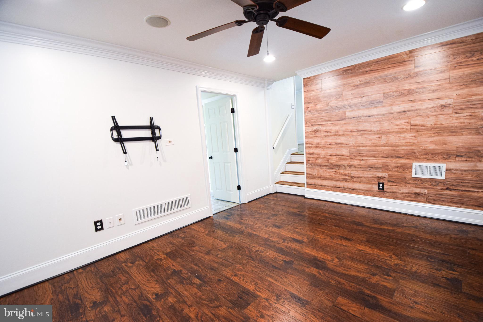 REISTERSTOWN - Residential