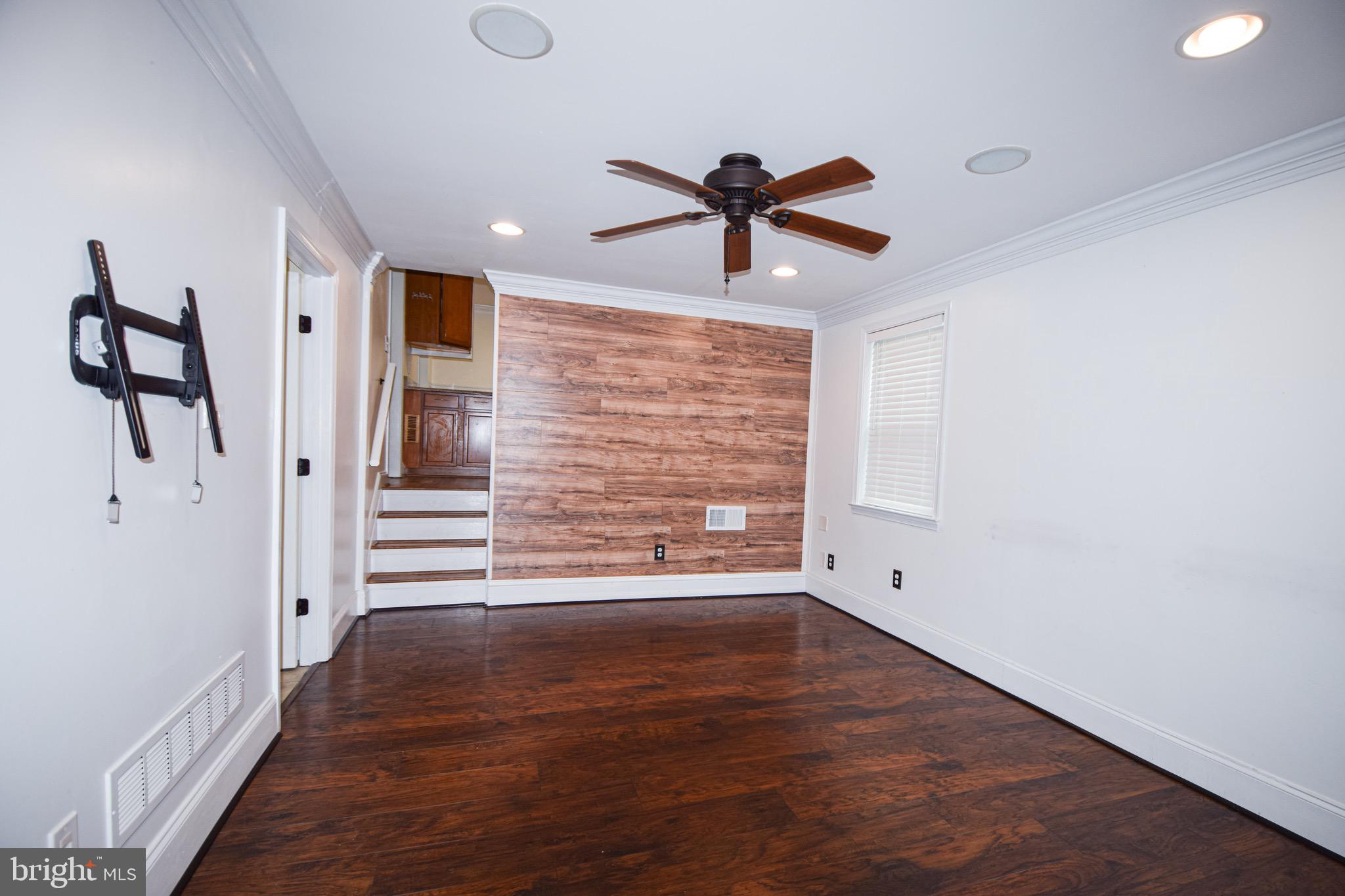 REISTERSTOWN - Residential