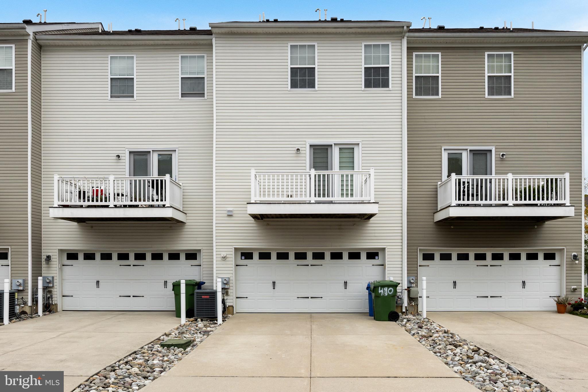 RICHWOOD CROSSING - Residential Lease