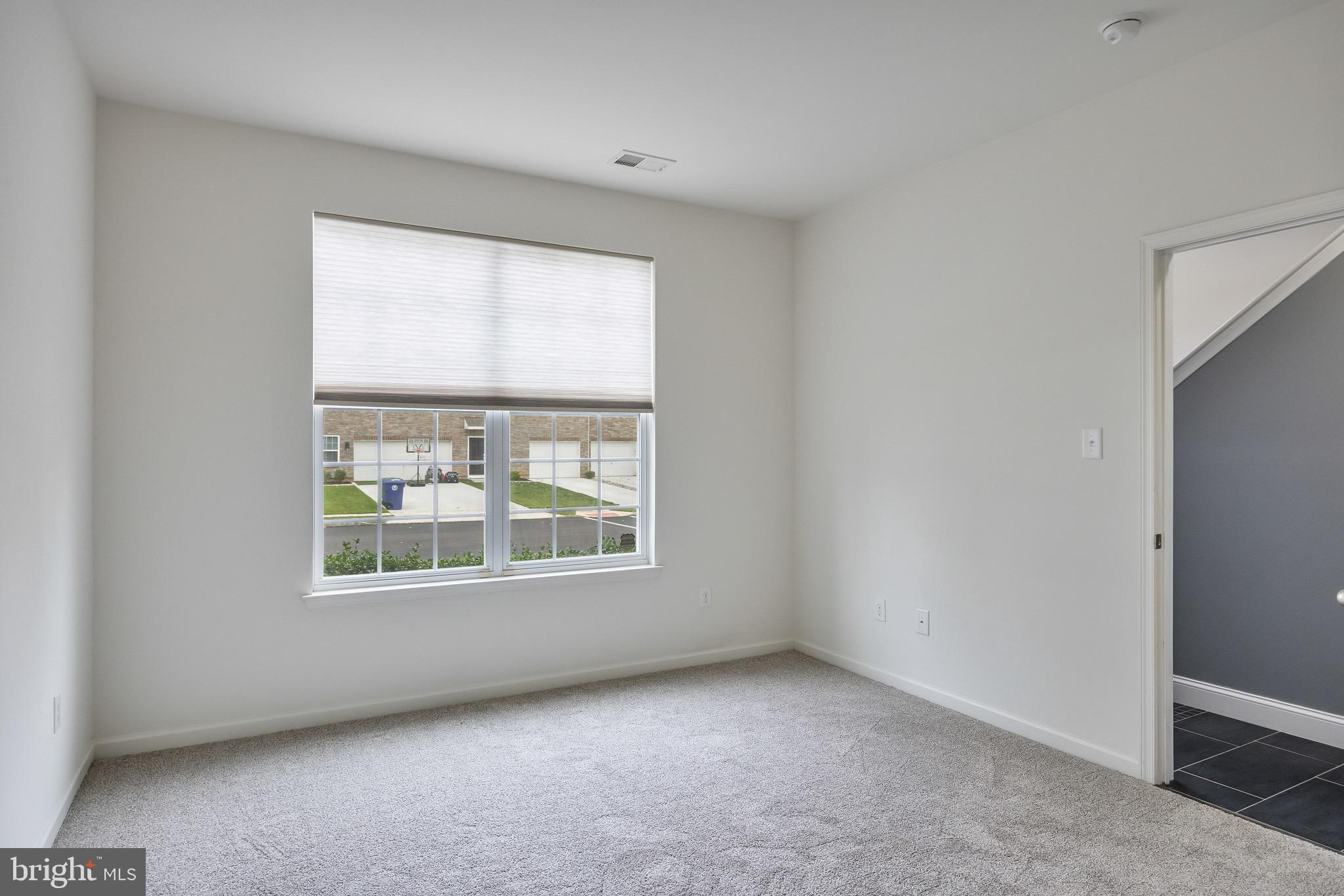 RICHWOOD CROSSING - Residential Lease