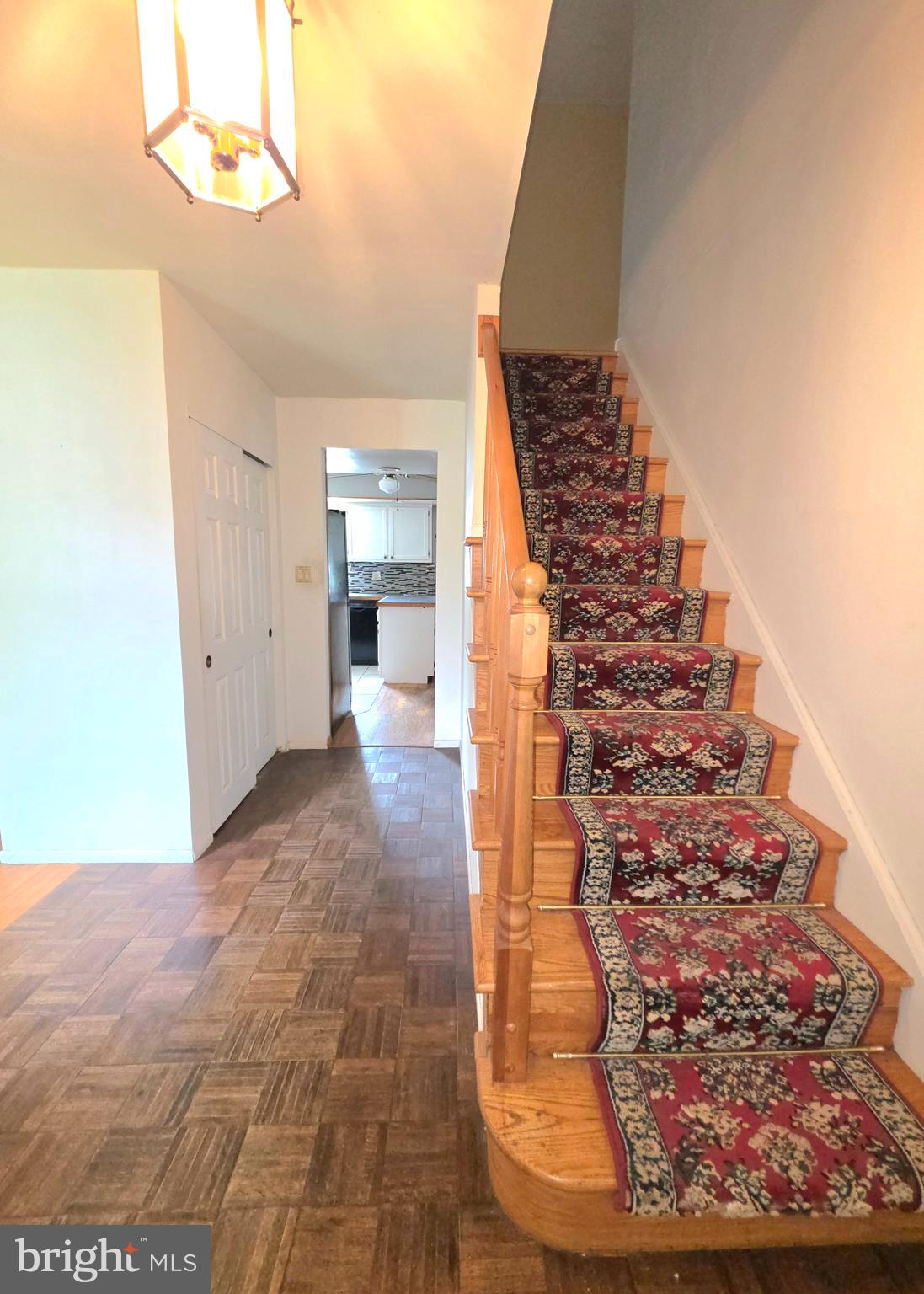 544 PENROSE LANE