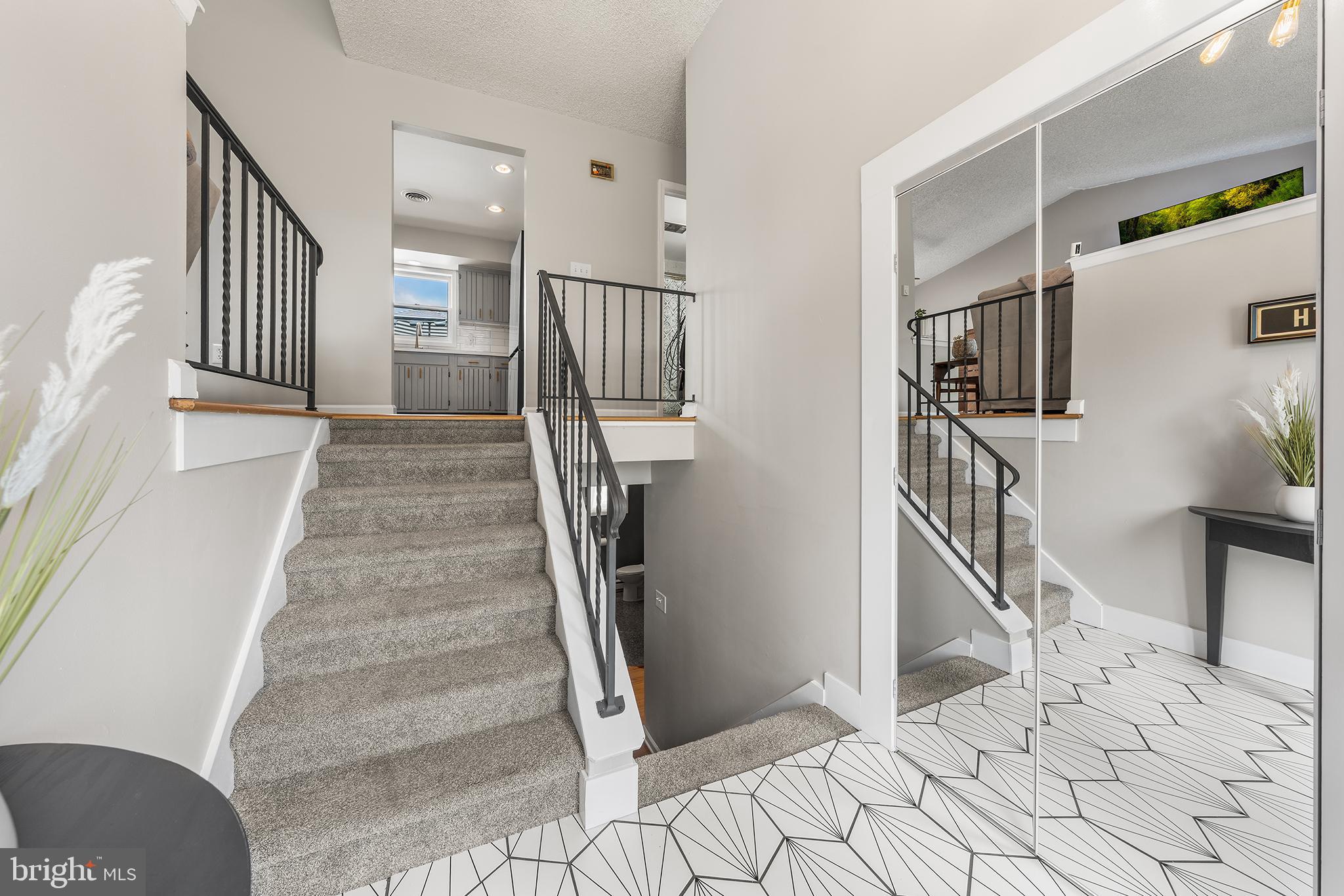 541 MOUNTAIN VIEW ROAD