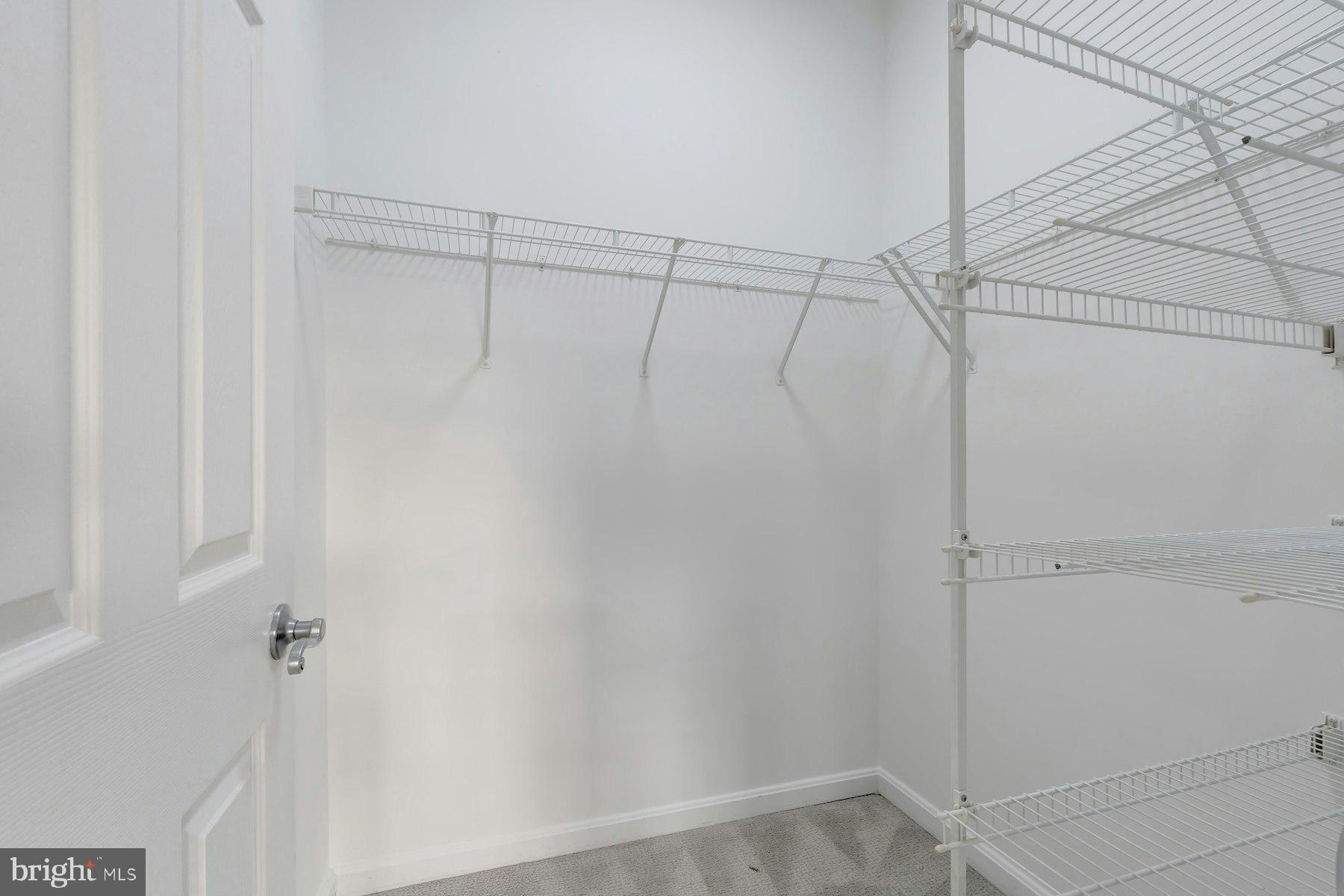 THE COMMONS ON WILLIAM SQUARE - Land