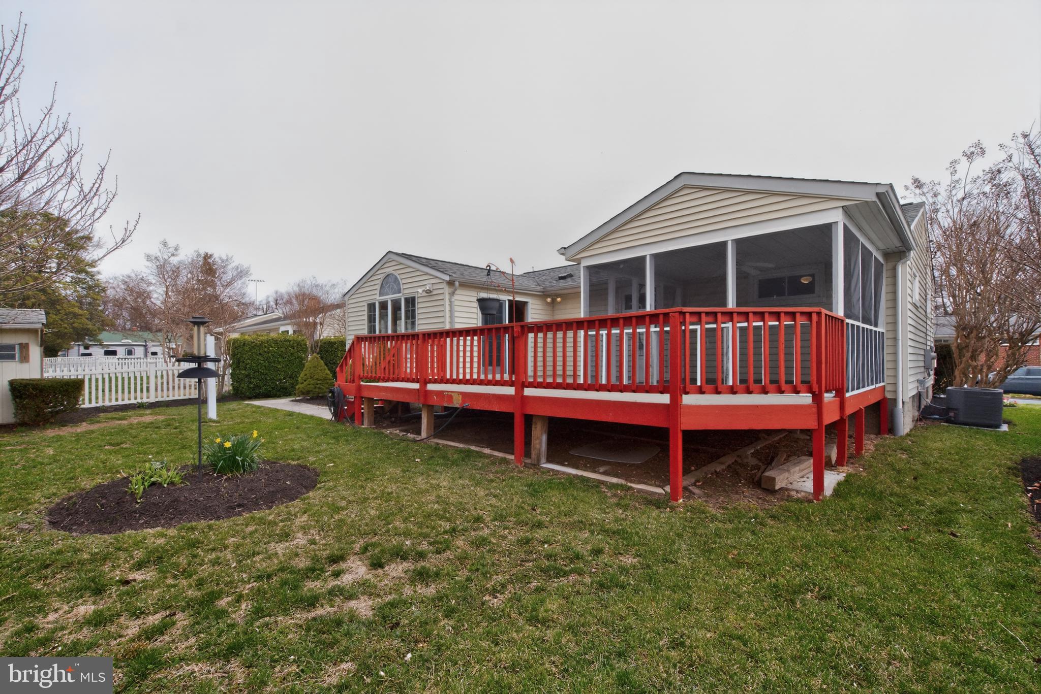 GARLAND - Residential