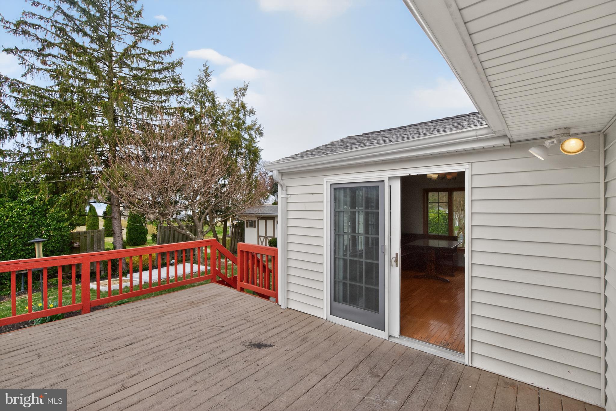 GARLAND - Residential