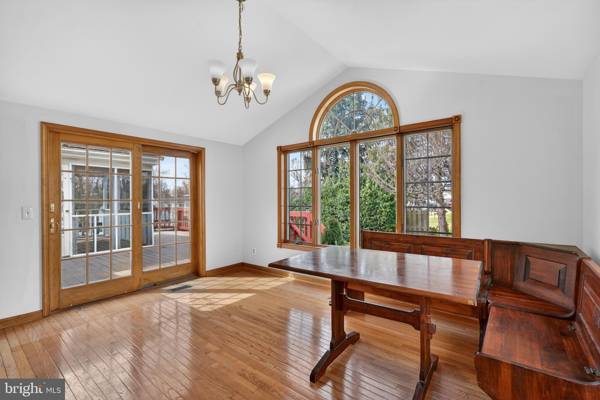 GARLAND - Residential