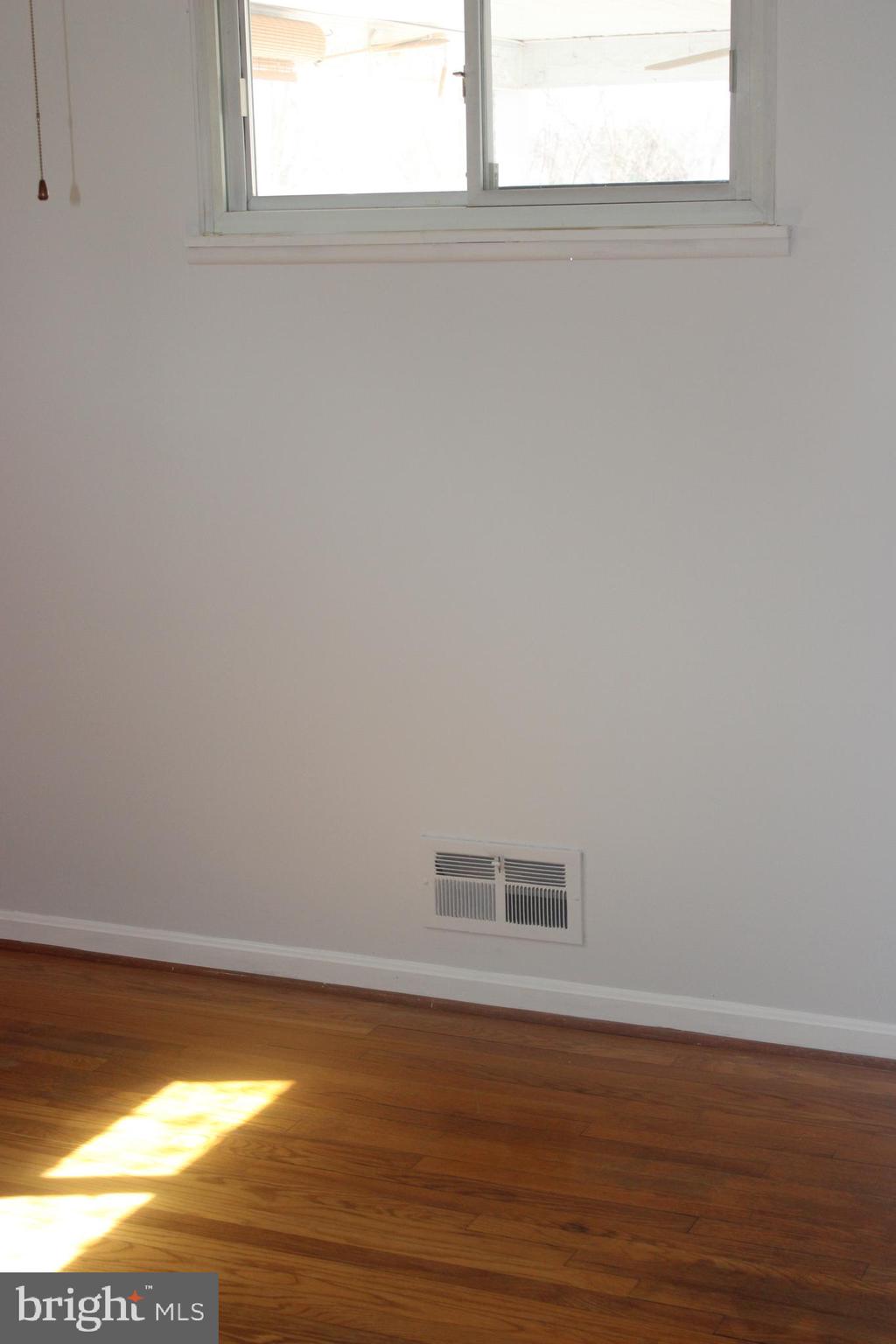 GARLAND - Residential