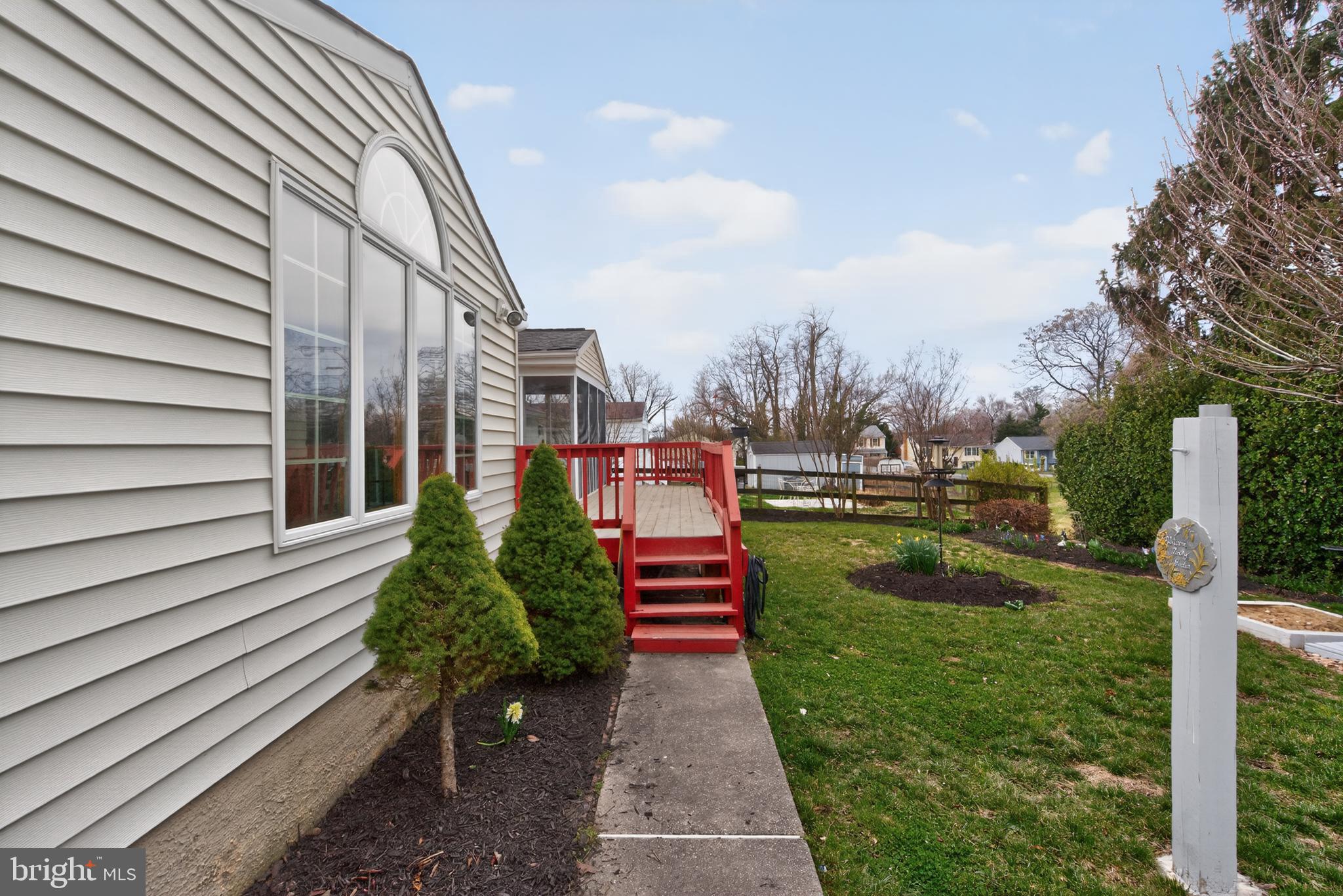 GARLAND - Residential