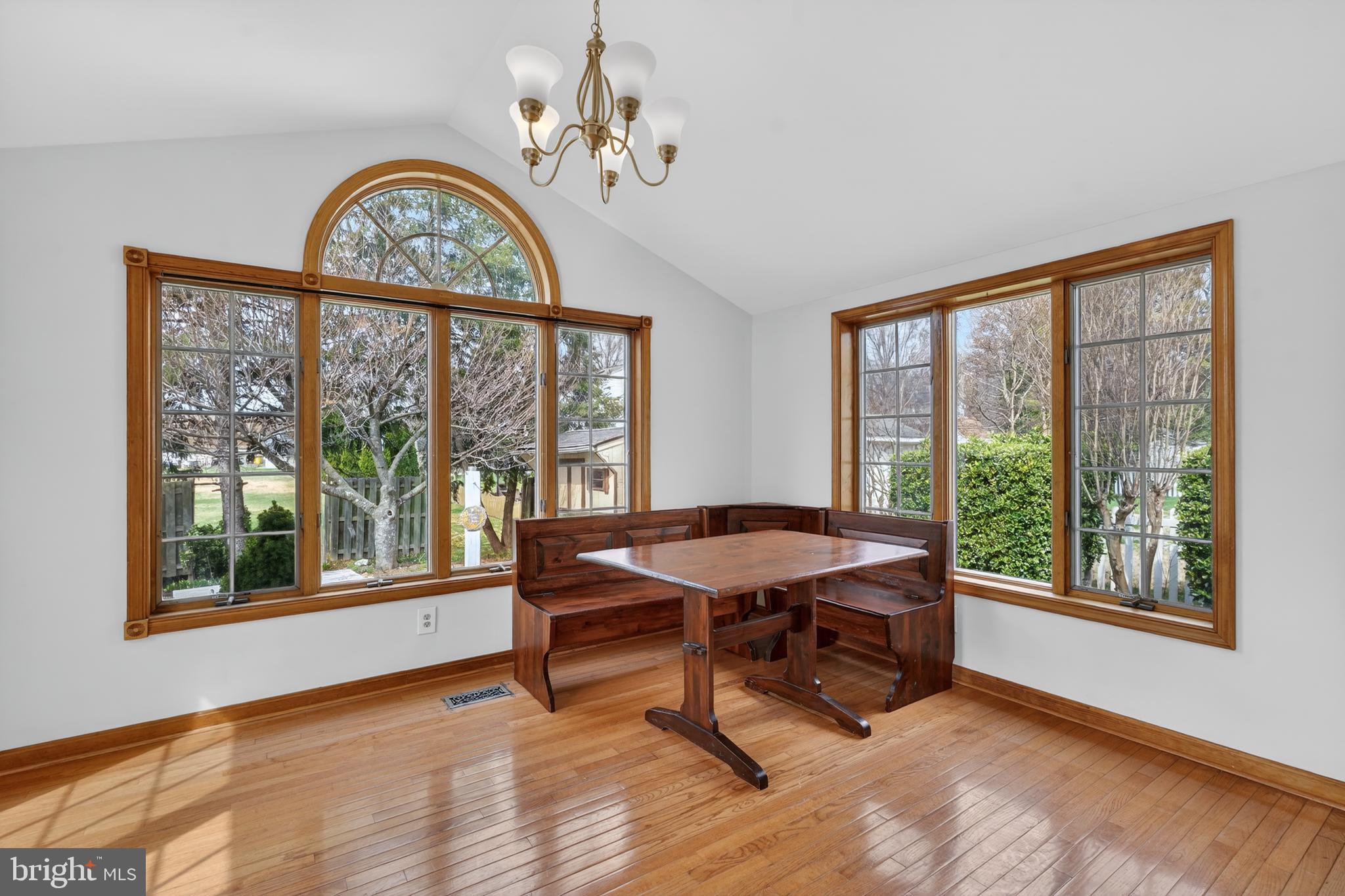 GARLAND - Residential