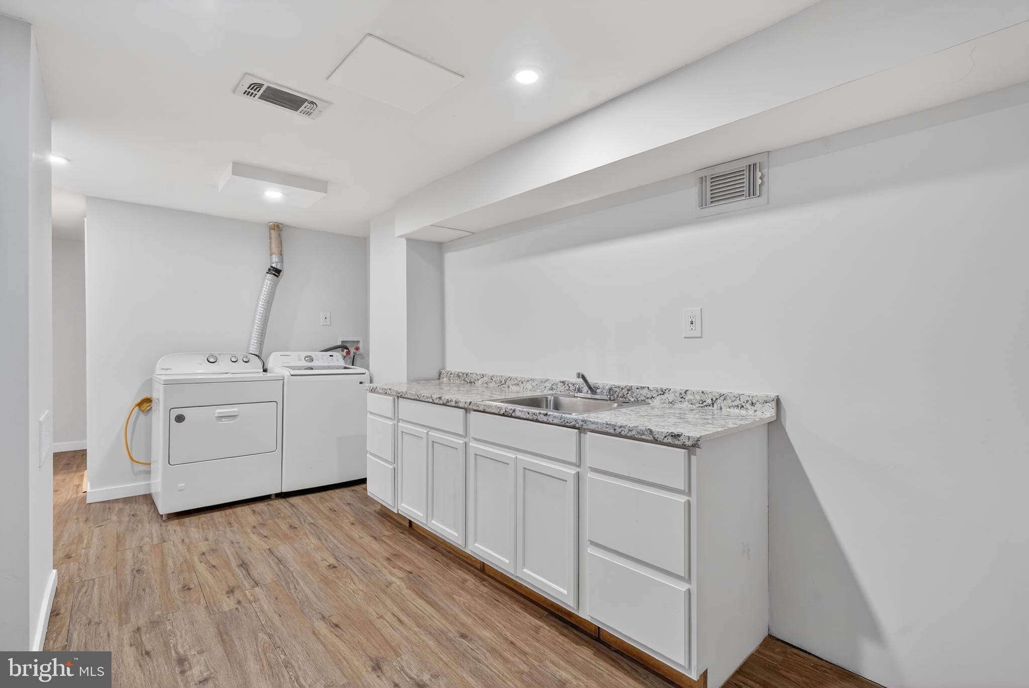 GARLAND - Residential