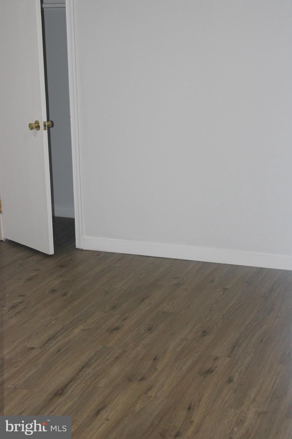 GARLAND - Residential