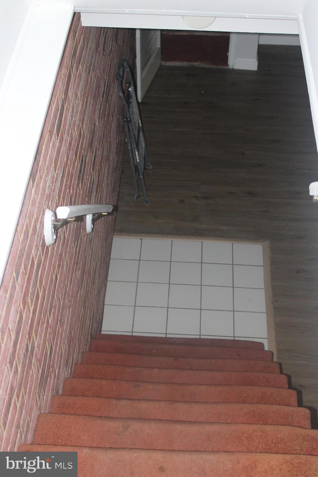 GARLAND - Residential