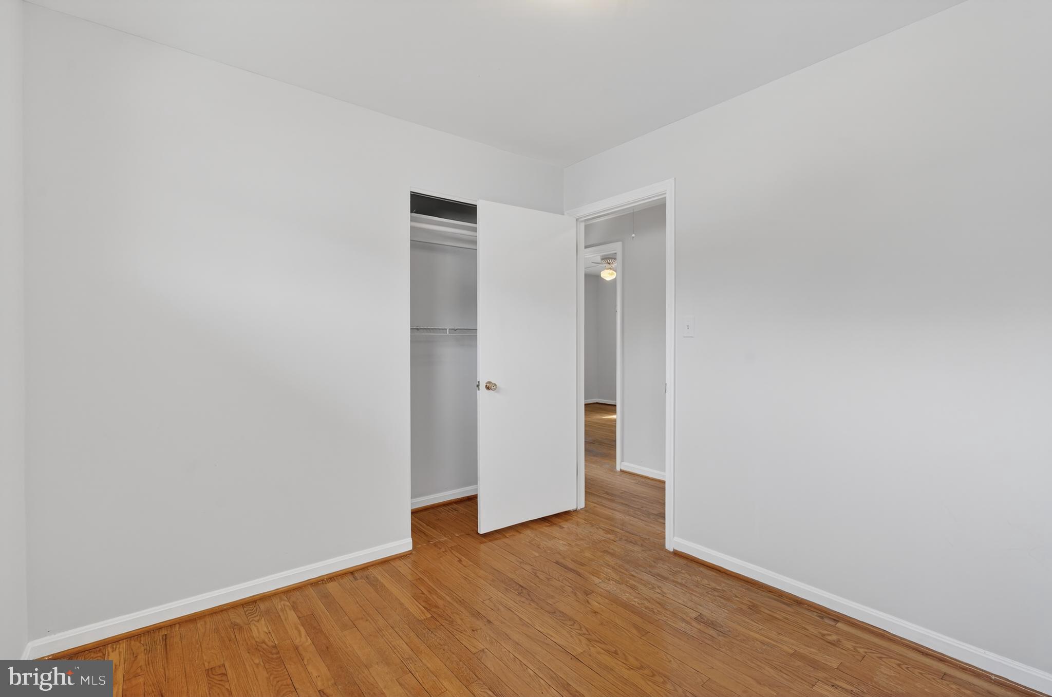 GARLAND - Residential