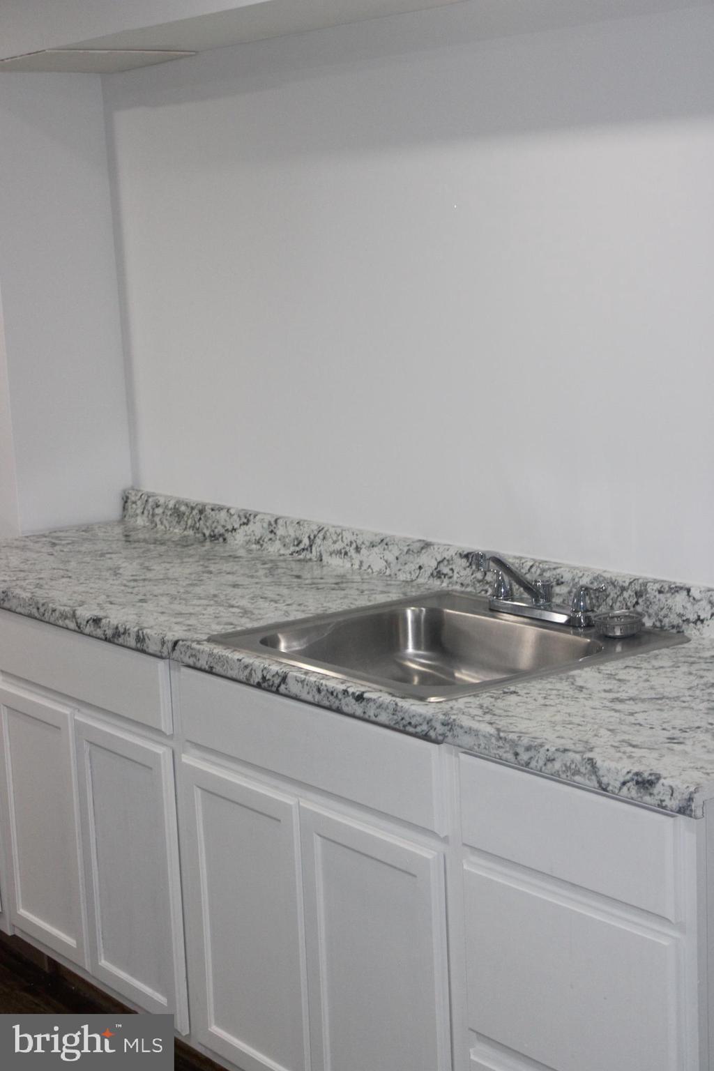 GARLAND - Residential