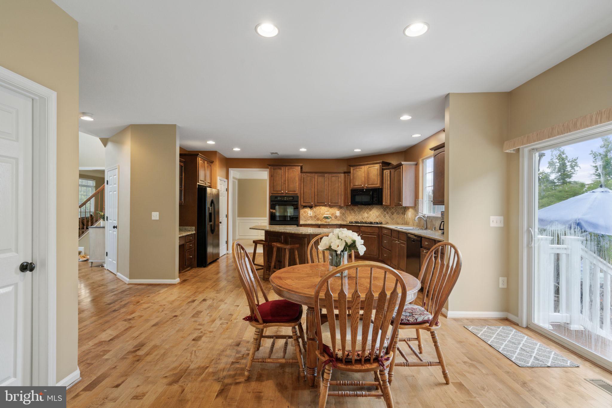 LEELAND STATION - Residential