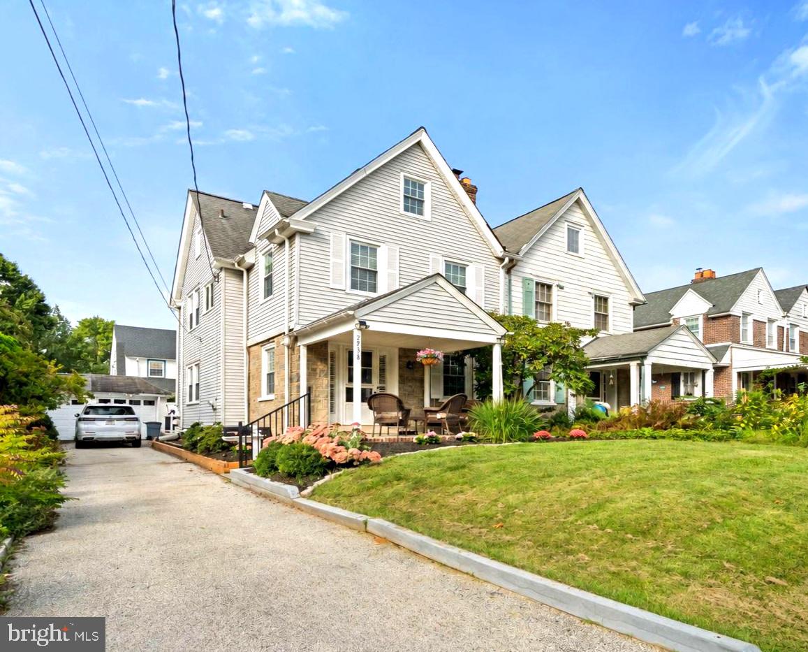 2938 BERKLEY ROAD