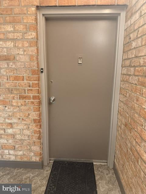 11915 PARKLAWN DRIVE 201